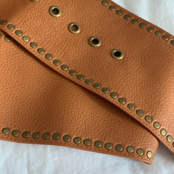 Michael Kors Genuine Leather Belt - Picture 5 of 6